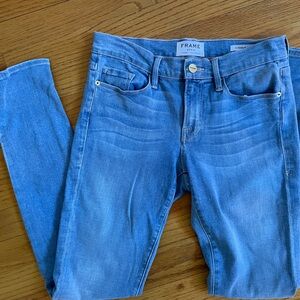 Frame Le Skinny de Jeanne - size 27